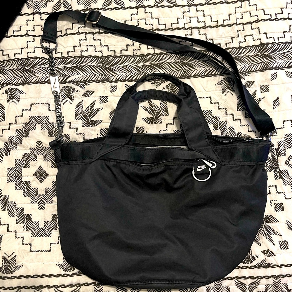 Women’s Nike Futura Luxe Tote Bag